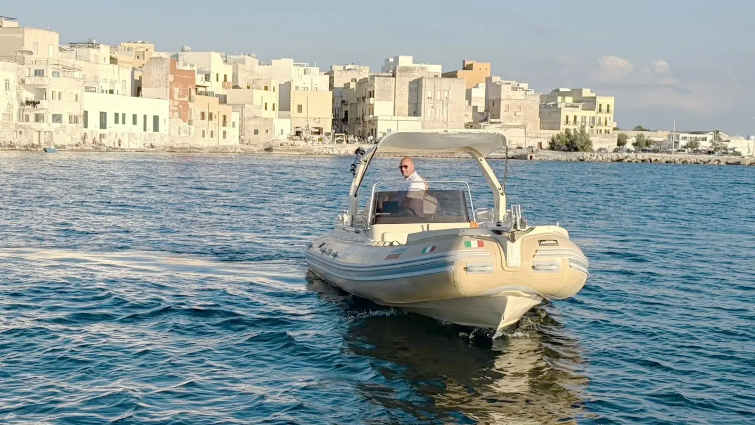 Solemar 25 approaching with Trapani behind